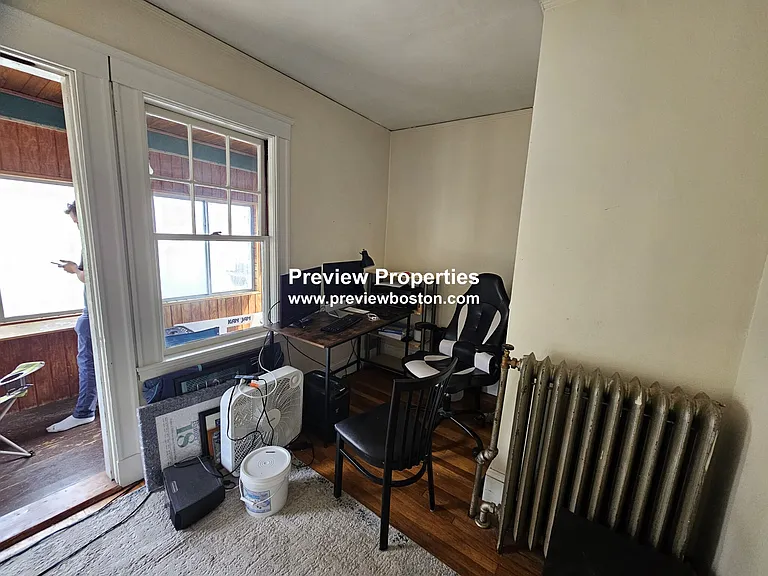 14 Champney St #2P — Photo 8