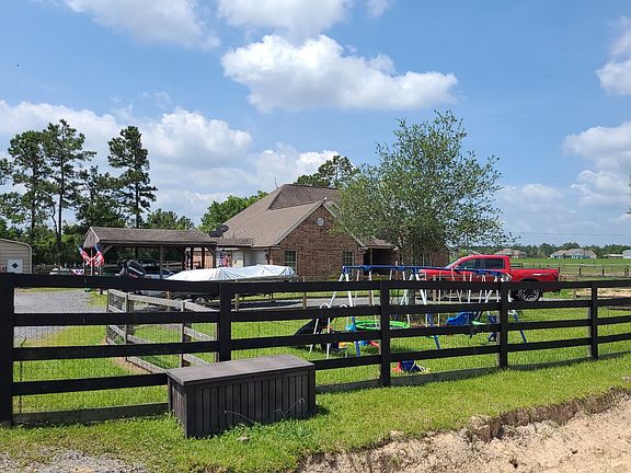 3rd image of 114 Private Road 8102