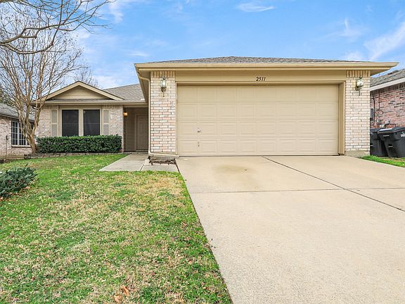 2nd image of 2511 Buckskin Dr