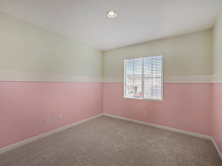 729 Copperfield Ct — Photo 46