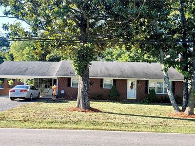 1875 Westfield Rd, Mount Airy, NC, 27030