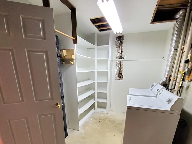 15582 Northgate Dr — Photo 48