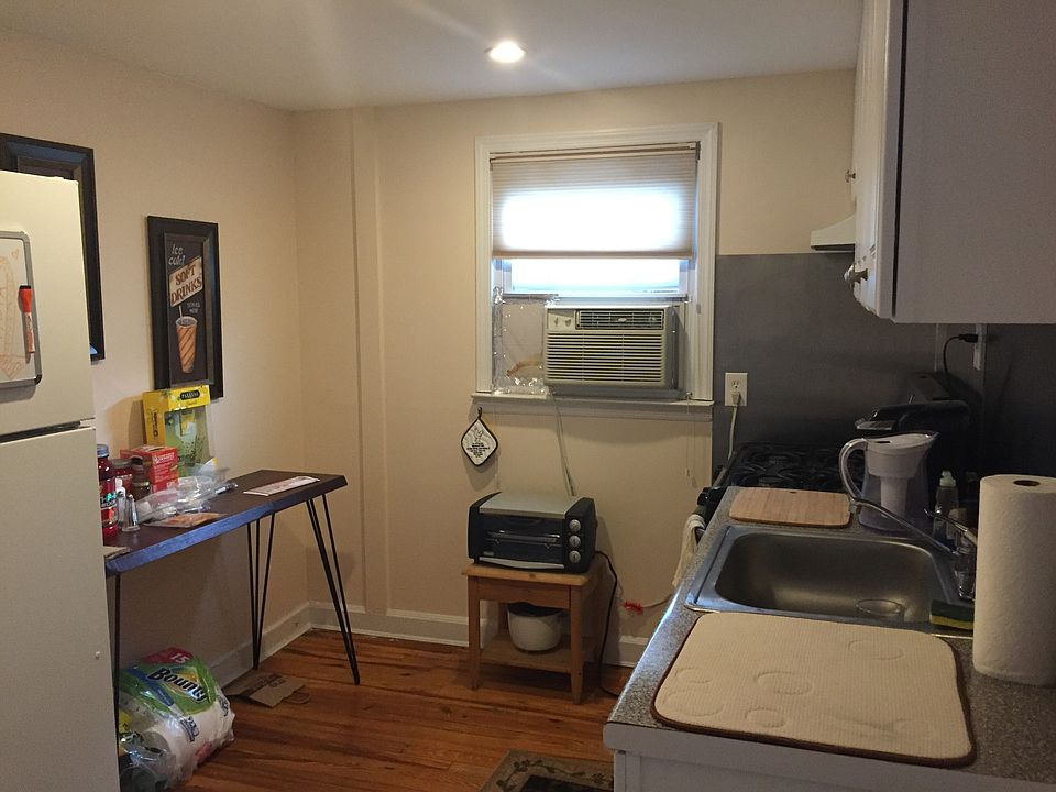1st image of 83 Birchwood Dr #1