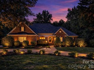 675 Heather Dr, Lincolnton, NC 28092
