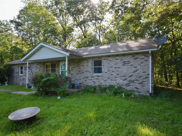 9042 Bode Rd, Worden, IL 62097