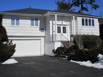 4 Heathcote Dr, Albertson, NY, 11507