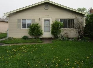 15554 Cooper St #15, Taylor, MI 48180