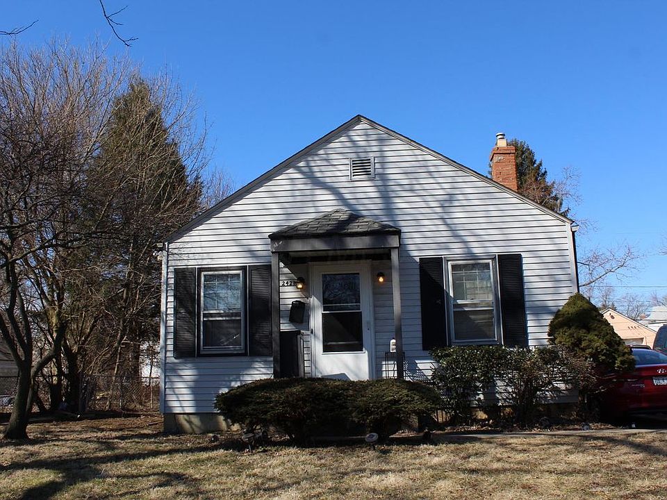 1st image of 2421 Parkwood Ave