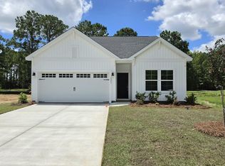 1893 Deercreek Dr, Manning, SC 29102