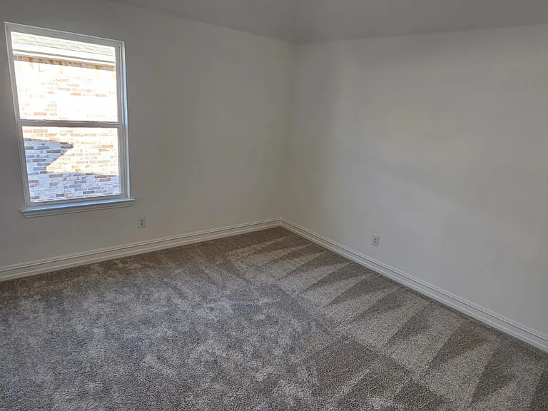 309 Breeds Hill Rd — Photo 10