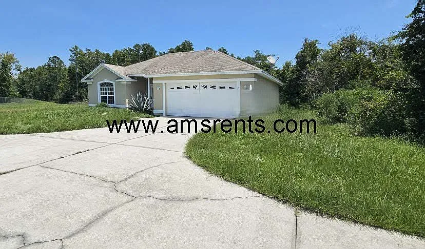 3 bed, 1398 sqft, $1,700 — Photo 1