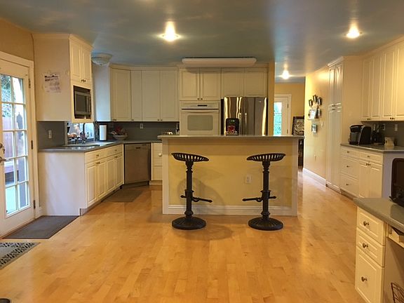 3rd image of 13118 79th Avenue Ct E
