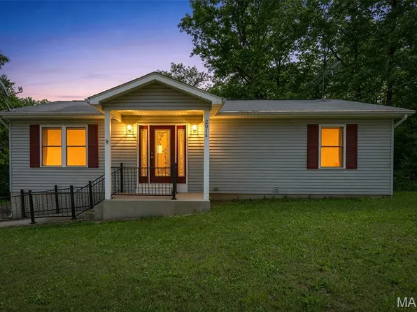 2014 Mary Ann Ct, Bonne Terre, MO 63628