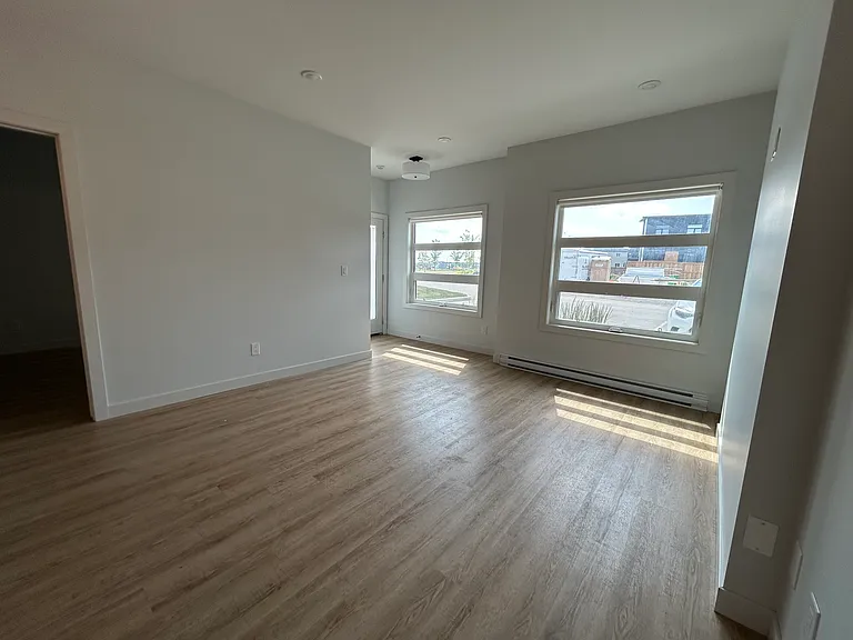 40 Ken Oblik Dr — Photo 16