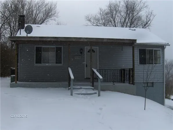 110 Grant St, Burgettstown, PA 15021