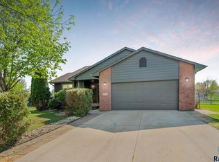 515 N James Ave, Tea, SD 57064