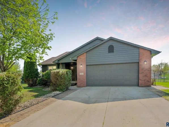 515 N James Ave, Tea, SD 57064