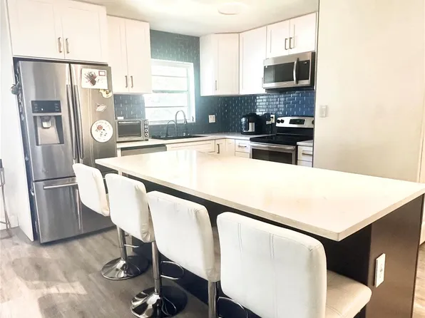 1124 NW 13th Street #202a, Boca Raton, FL 33486
