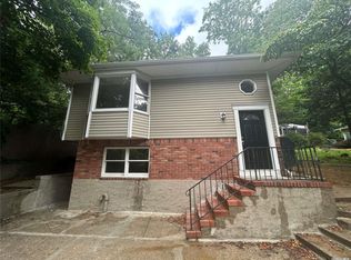 85 Hagerman Landing Rd, Rocky Point, NY 11778