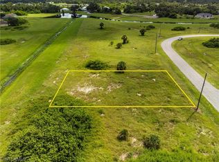 3027 NW Beechwood Cir, Labelle, FL 33935