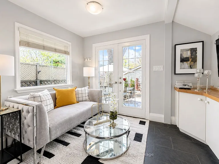 256 Bedford Park Ave — Photo 10