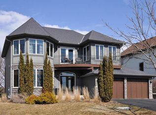 1372 Romeo Ct, Chaska, MN 55318