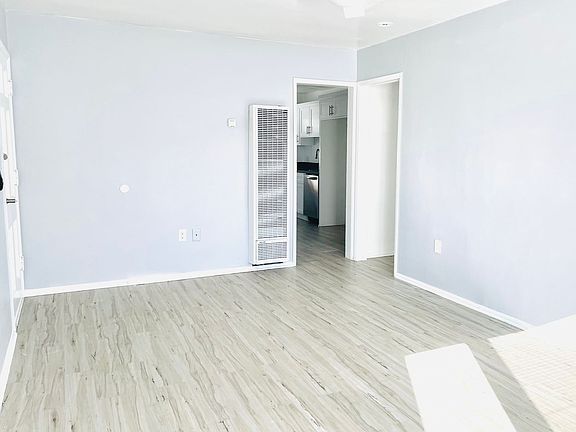 3rd image of 4459-4461 N Banner Dr #4