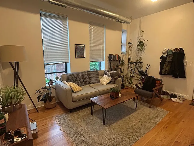 2559 W North Ave #3R — Photo 2