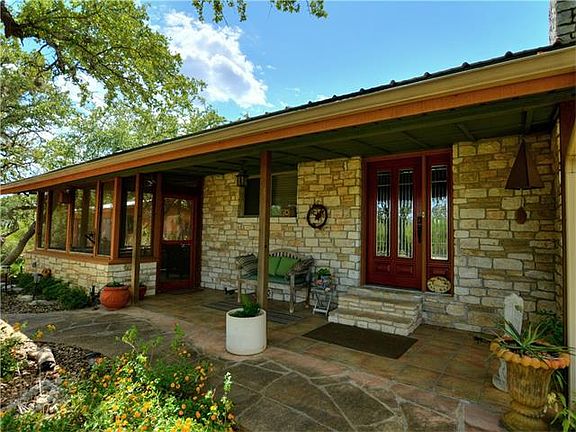 2nd image of 201 Chaparral Dr
