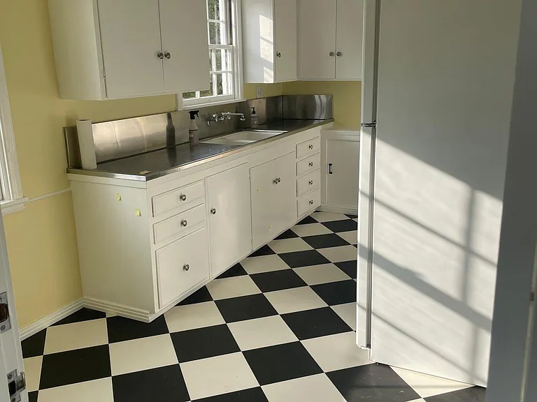 255 Nieto Ave #C — Photo 4