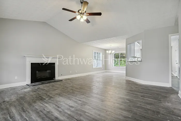 762 Bostonian Way SW — Photo 4