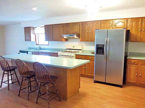 4th image of 1104 Barone Dr
