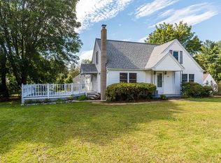 682 Quinebaug Rd, North Grosvenordale, CT 06255