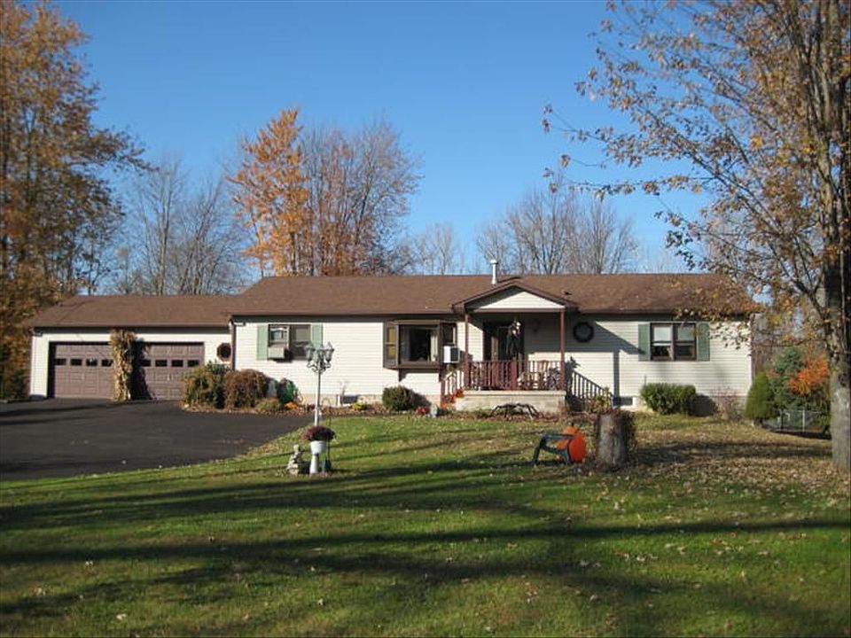 3 Bedroom Ranch w/ Finished Basement