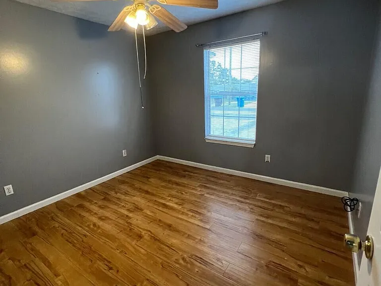 5731 Pinetree Ave — Photo 7