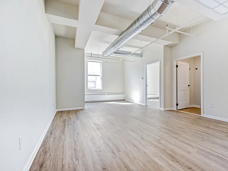 Welcome to Luckey Platt, where modern design meets spacious living. Enjoy the open layout, natural light, and contemporary finishes that elevate your lifestyle. Don't miss out on your ideal homeschedule a tour today!
