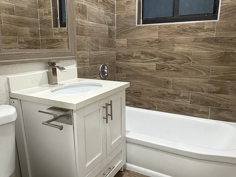 1101 Madruga Ave #9 — Photo 6