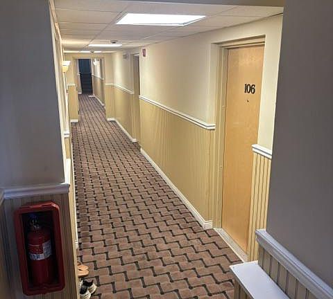 2nd image of 402 4th Ave #106