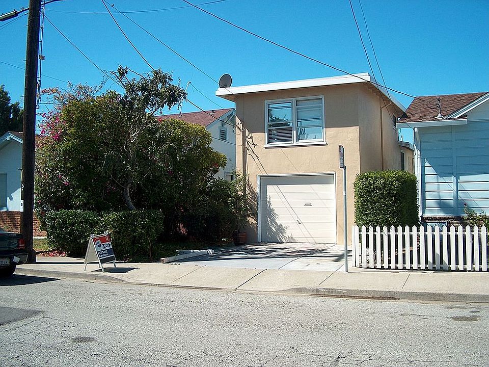 1st image of 903 Hemlock Ave