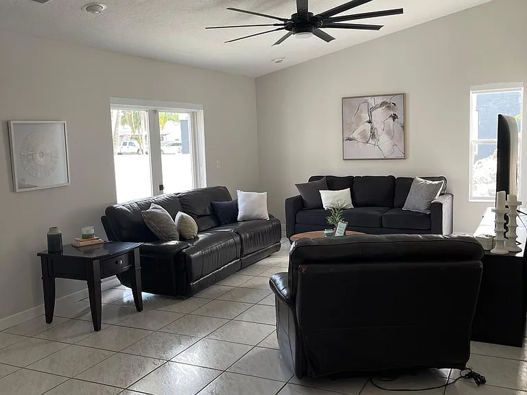 15230 SW 154th Ave — Photo 19