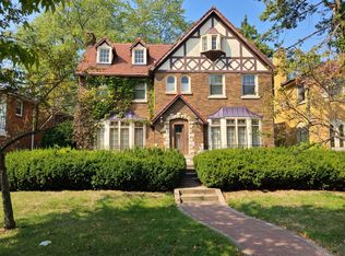 1115 N Oak Park Ave, Oak Park, IL