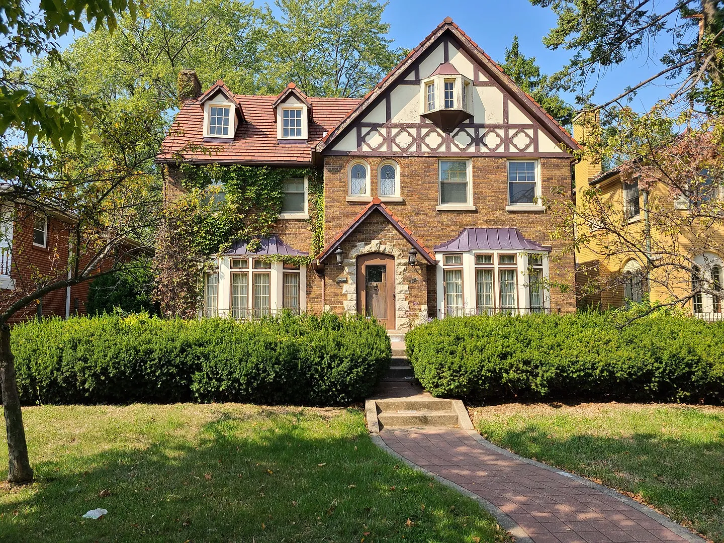 1115 N Oak Park Ave photo 1