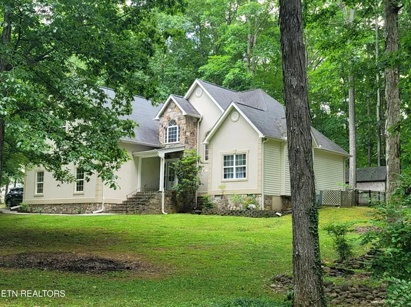 317 Fallen Oak Cir, Seymour, TN 37865