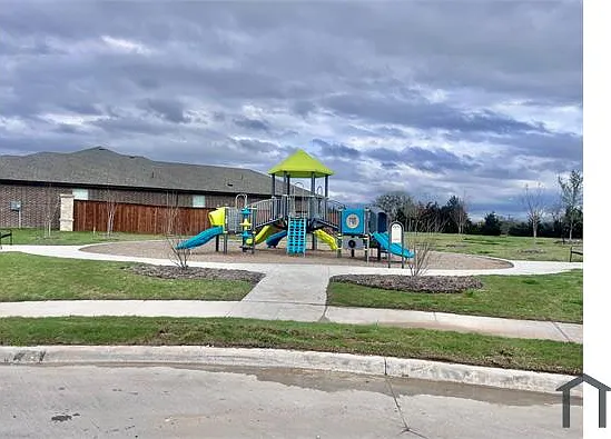 3110 Yellow Pine Dr — Photo 22