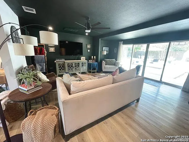 512 Antler Dr — Photo 12