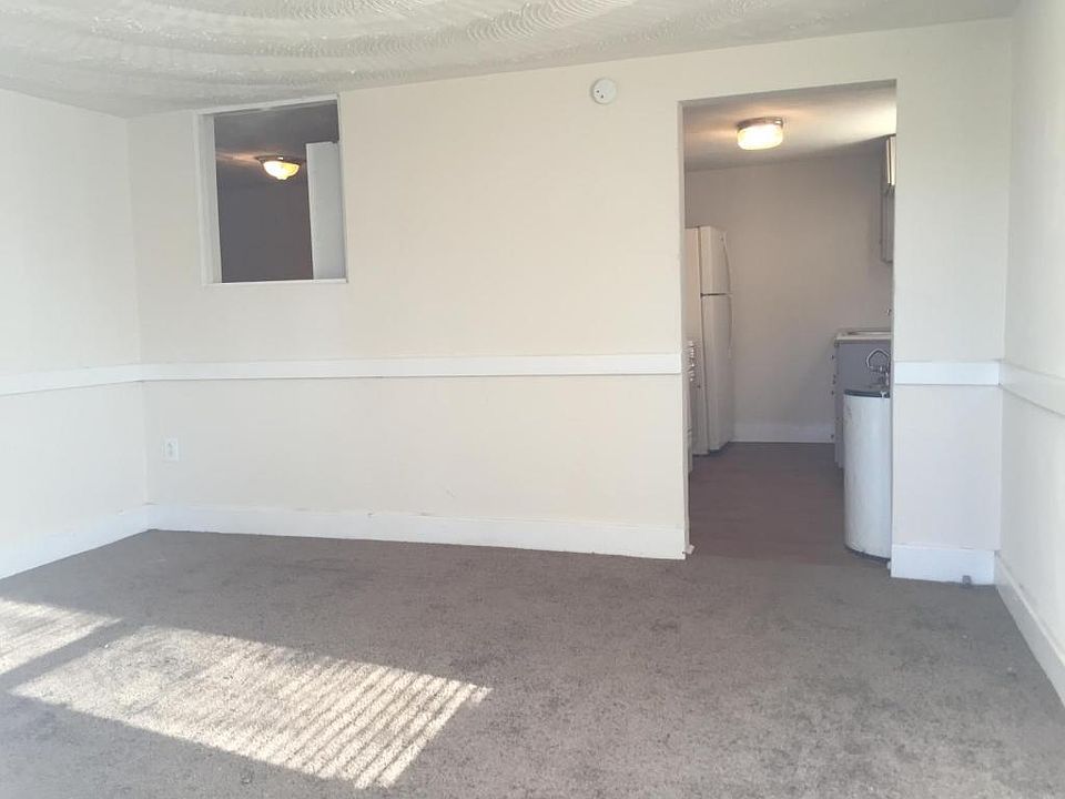 2nd image of 3128 Argonne Ave #B