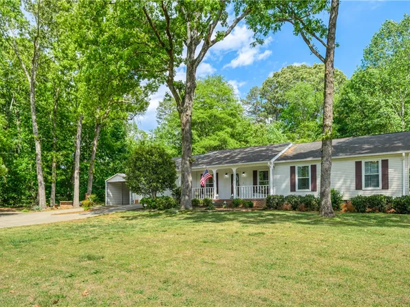 10116 Anderson Rd, Easley, SC 29642