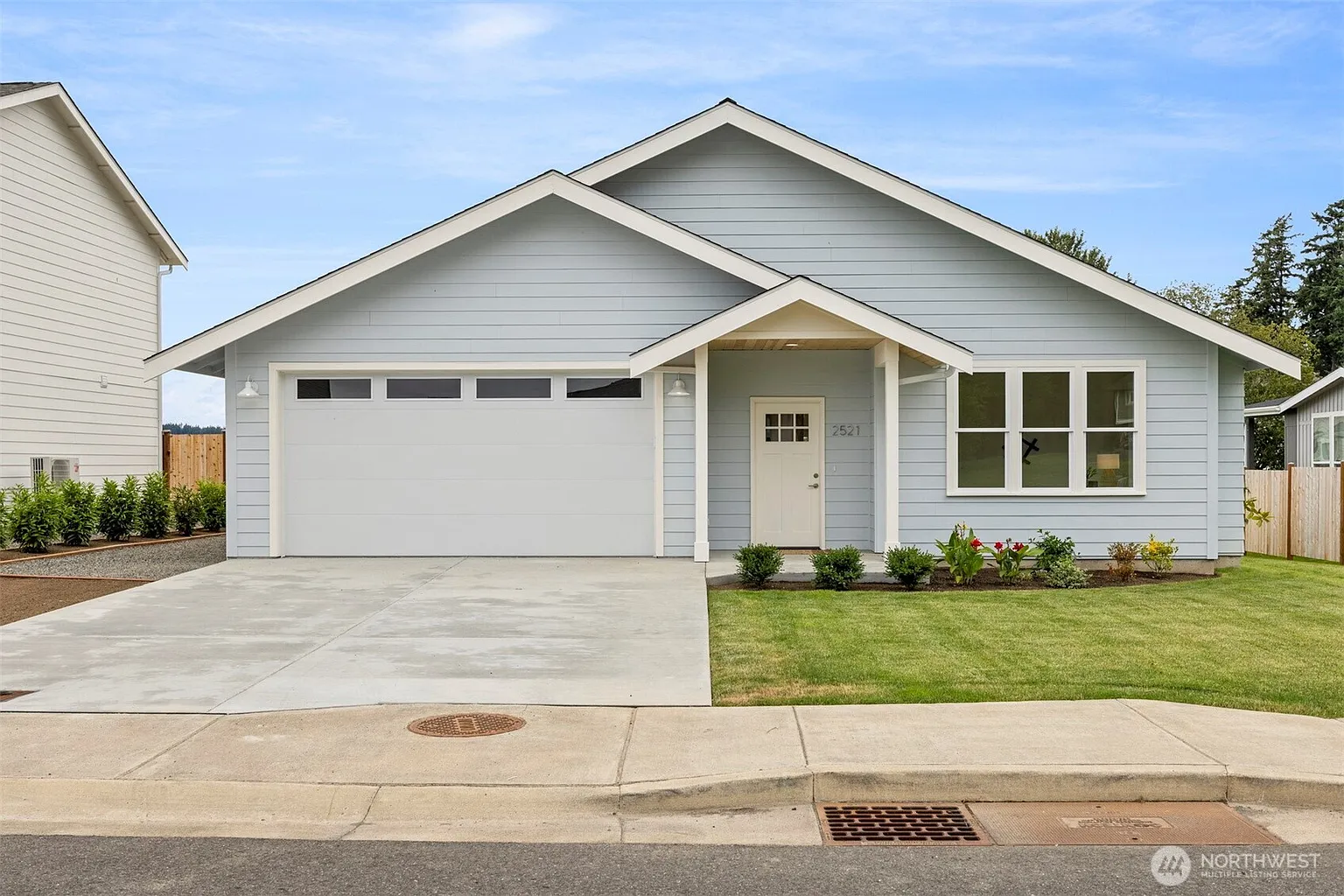 2521 Dodd Street photo 1