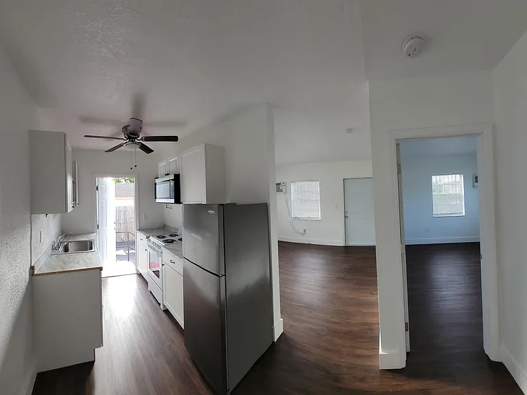 601 NW 90th St #11 — Photo 1