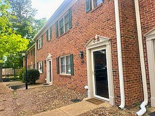 1st image of 315 McBrien Rd APT 8